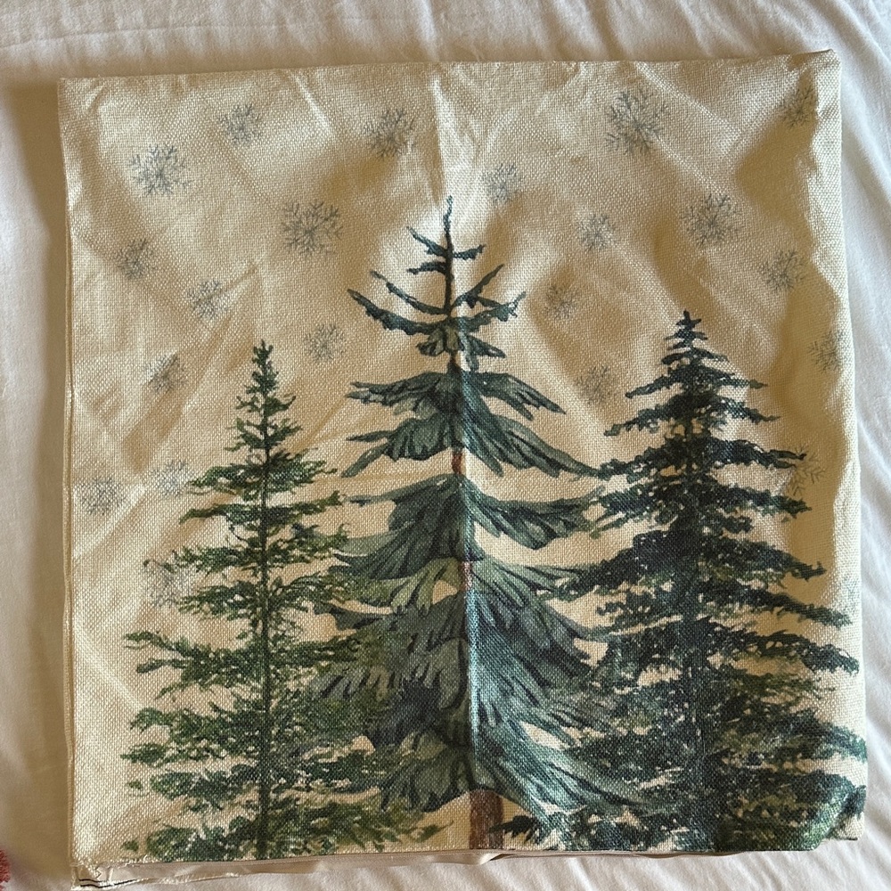 Holiday Tree 20x20 Print throw pillow Cover